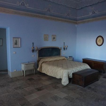 Palazzo De Fabritiis Bed and Breakfast Rosciano  Exteriör bild