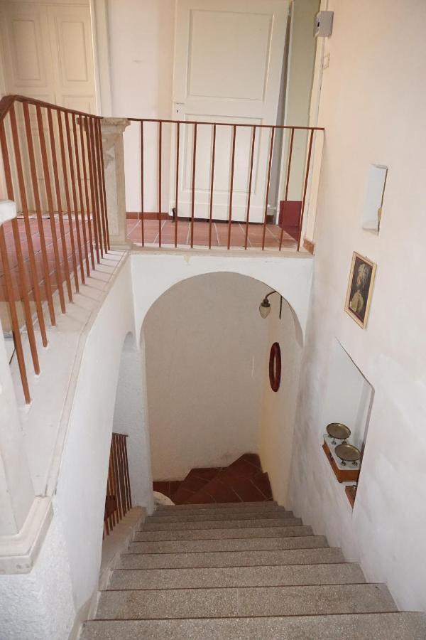Palazzo De Fabritiis Bed and Breakfast Rosciano  Exteriör bild