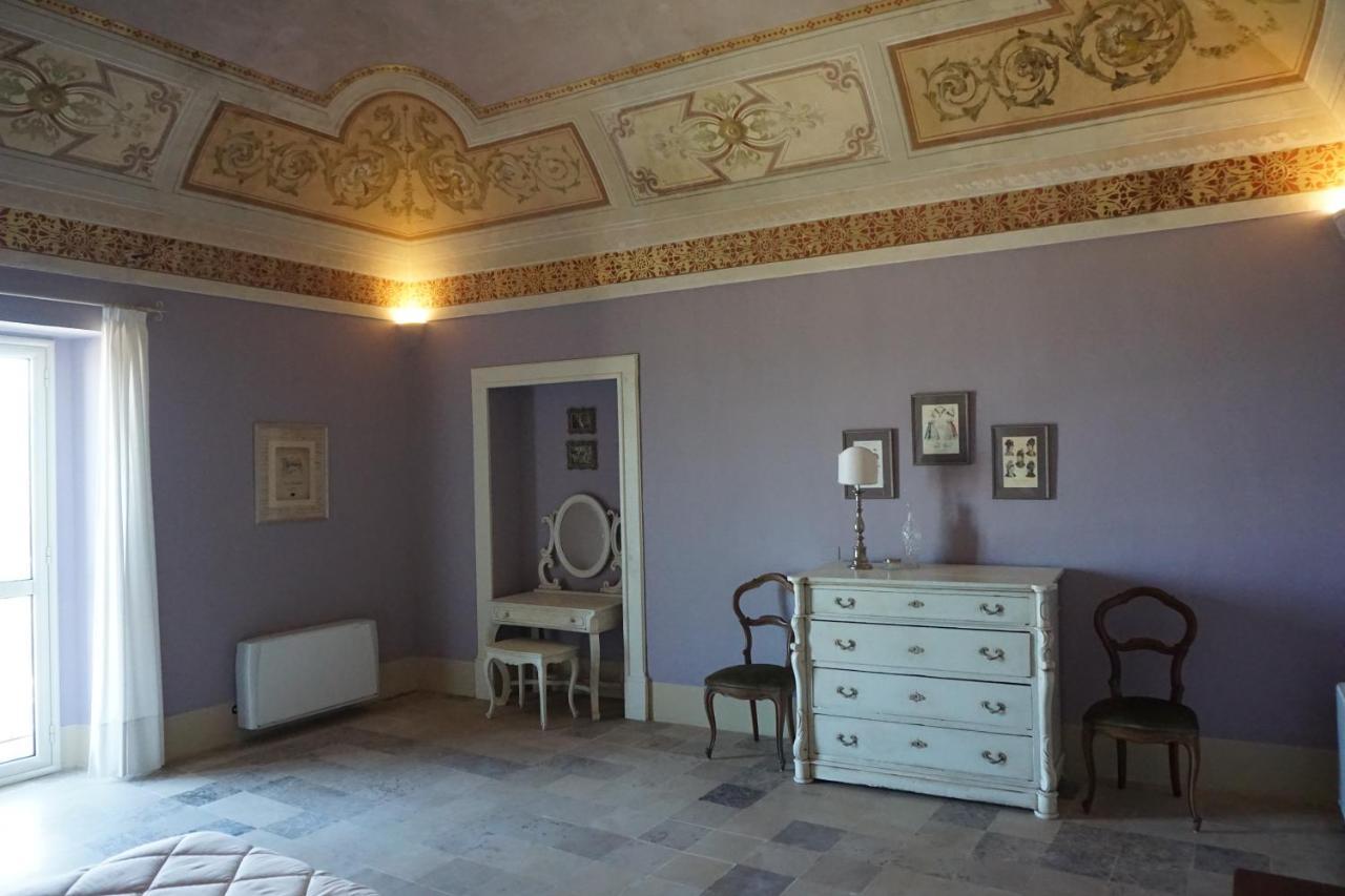 Palazzo De Fabritiis Bed and Breakfast Rosciano  Exteriör bild